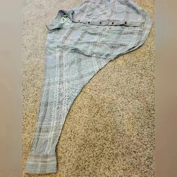 Free People Cropped Plaid Button-down Shirt w/ Batwing Sleeve, Size Medium - Picture 2 of 7